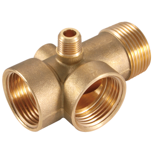 1 BRASS PUMP 7 TANK CONNECTOR