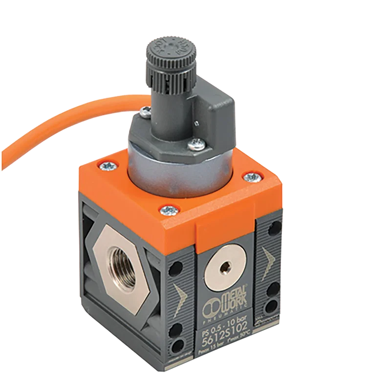 PRESSURE SWITCH M8 CONNECTOR (1)