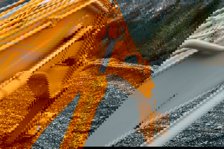 Hydraulic